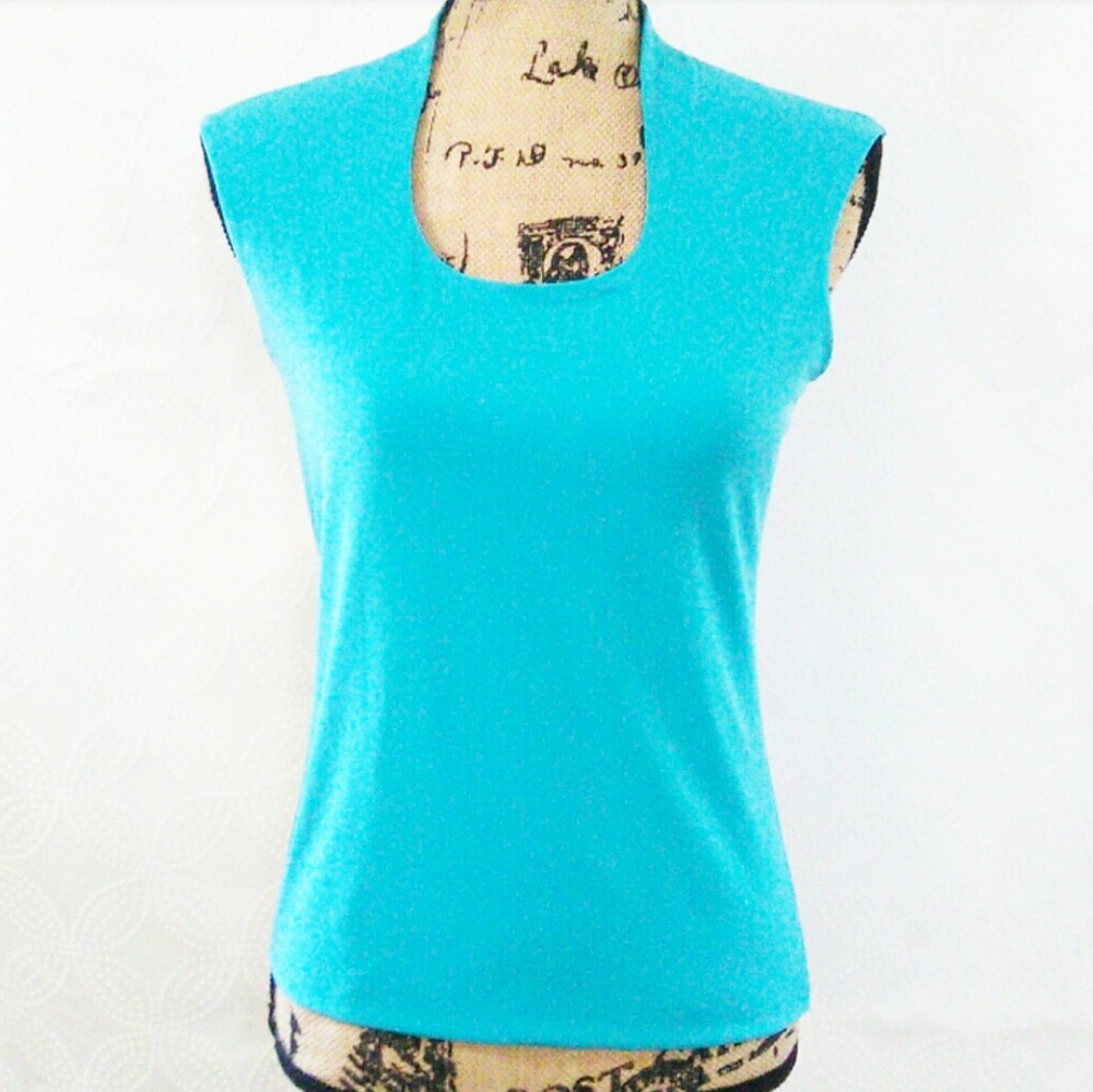 💛 Evie Sleeveless Top